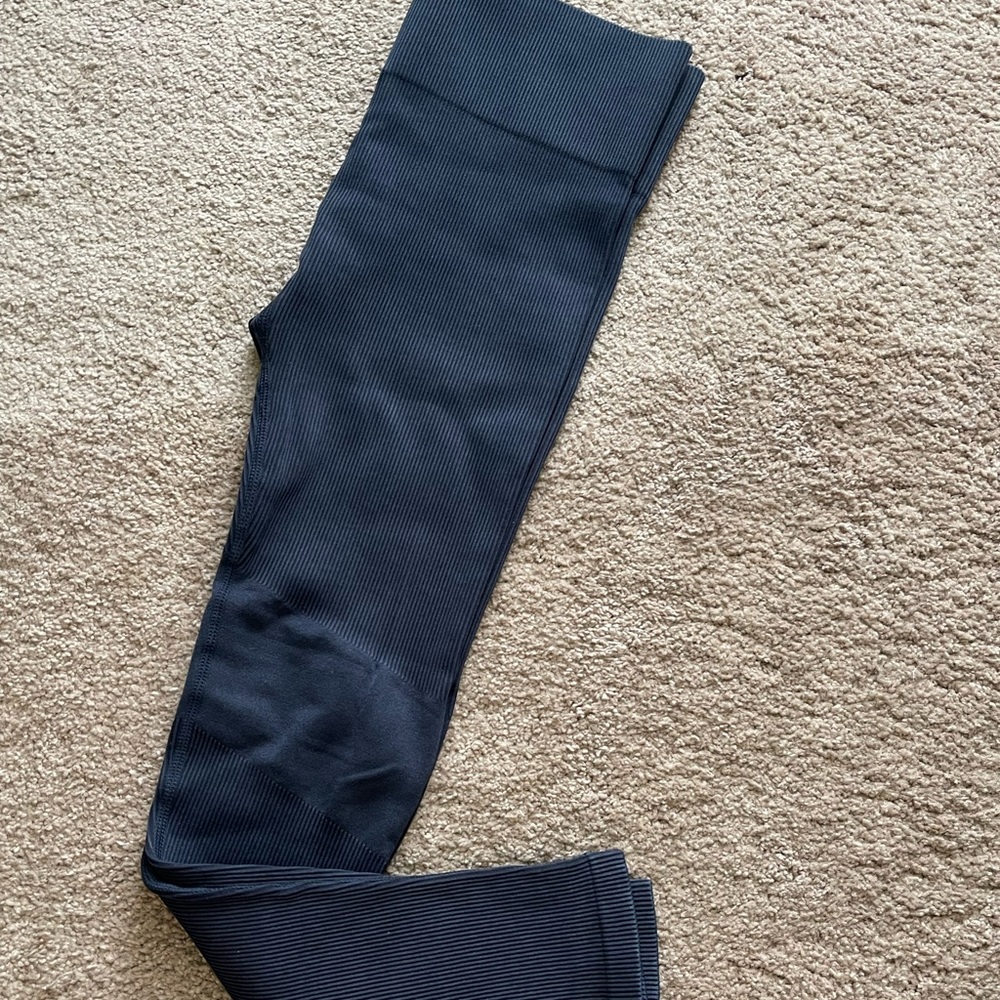 NWOT Ribbed leggings Vici, Mono B, large - Picture 2 of 6